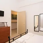 Handakos Central Loft \
